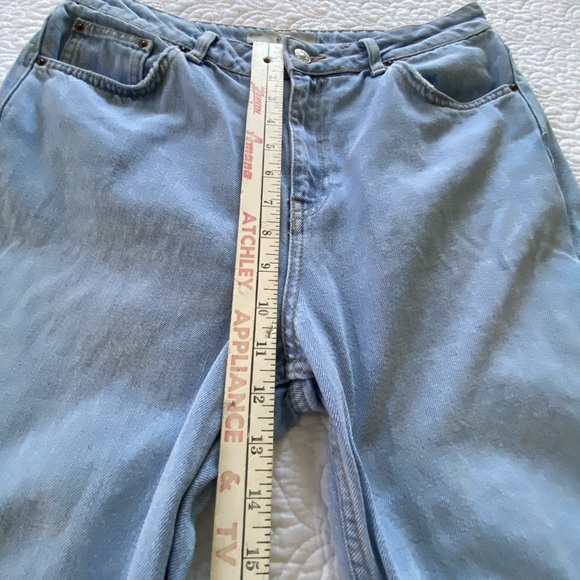 Topshop Moto Mom Jeans Light Wash High Waisted 100% Cotton Rigid Jeans Size 32 - Picture 10 of 11